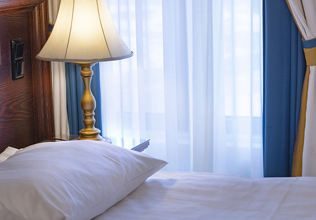 _Z8A9619 huone 229_640x445